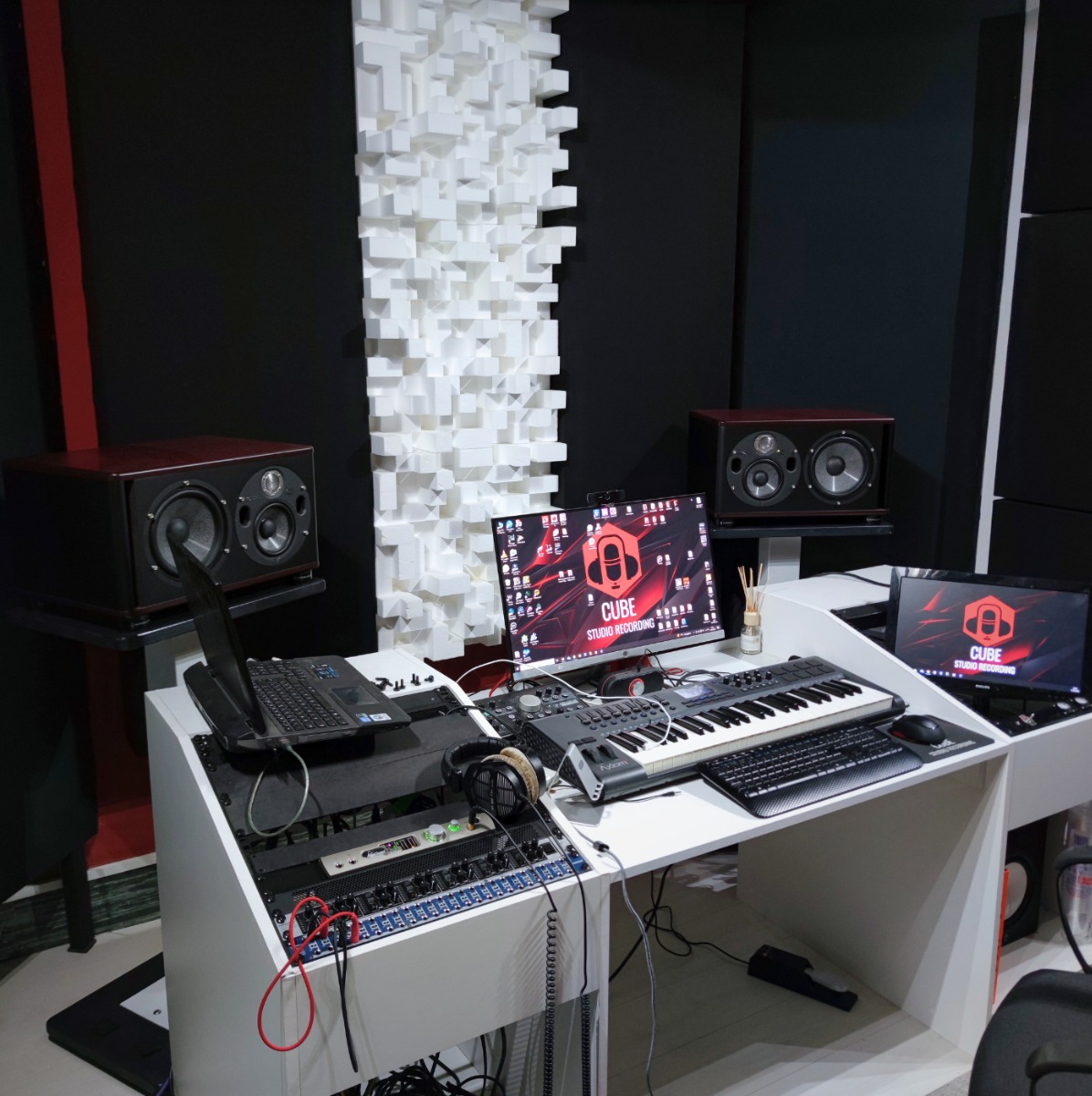 Cube Studio Recording