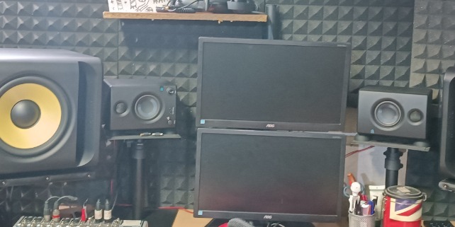 Wolf's Lair Abyss Studio