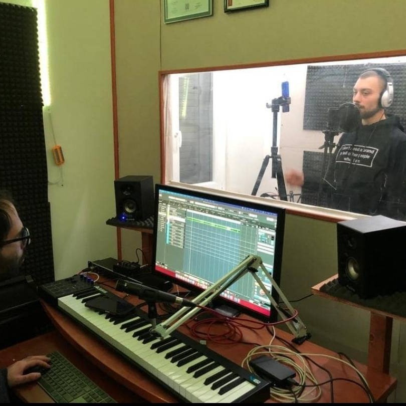 Acoustic Ground Recording Studio